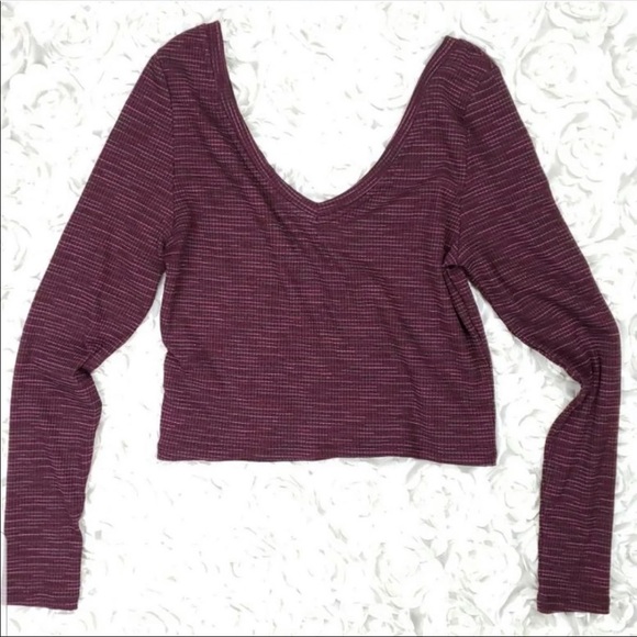 Topshop Tops - NWT TOPSHOP MAROON LONG SLEEVE CROP TOP